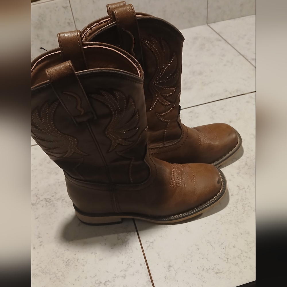 Children's Western Style Boots in Brown